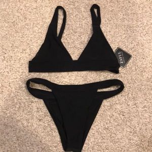 Black bikini